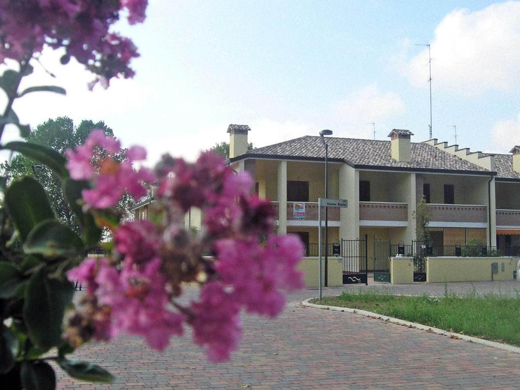 Residence Mediterraneo Lido delle Nazioni Pokoj fotografie